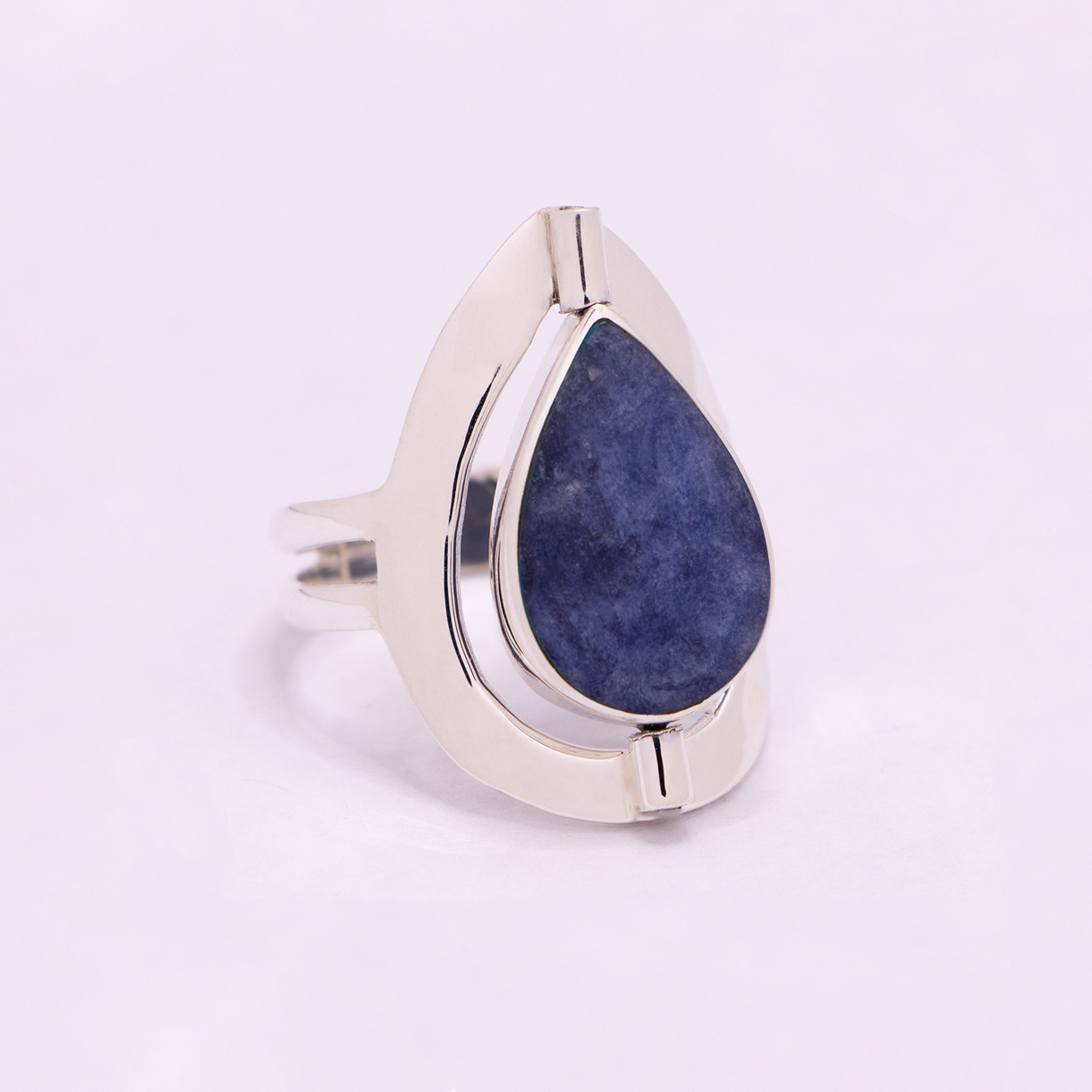 Large Tear Drop Reversible Ring (Mother of Pearl / Sodalite)